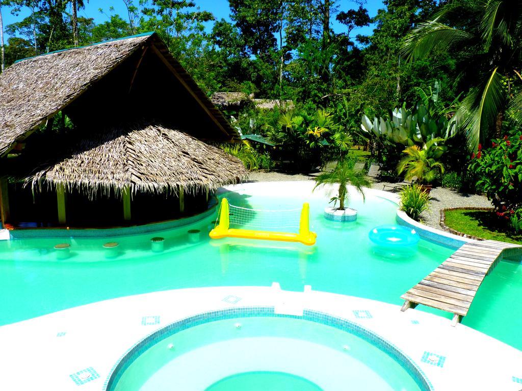 3 Bamboo Eco Lodge カウイータ エクステリア 写真