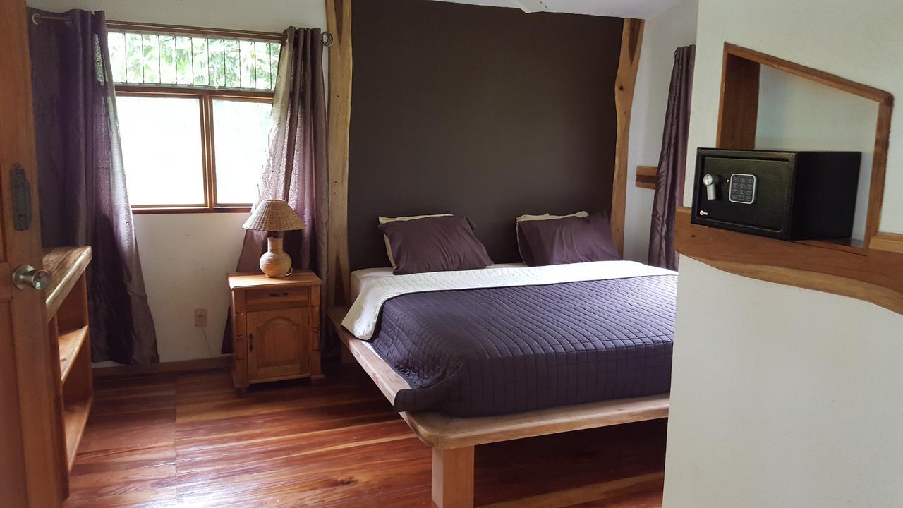 3 Bamboo Eco Lodge カウイータ エクステリア 写真