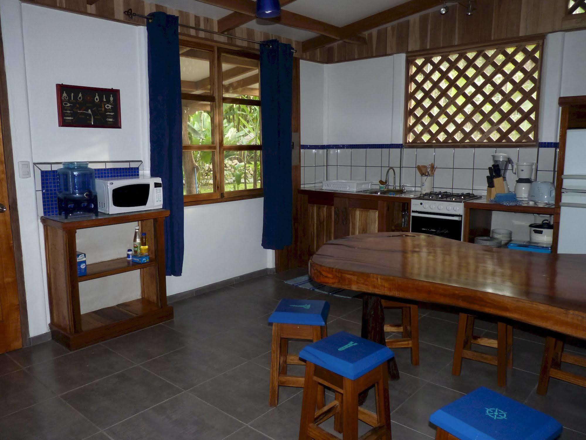 3 Bamboo Eco Lodge カウイータ エクステリア 写真
