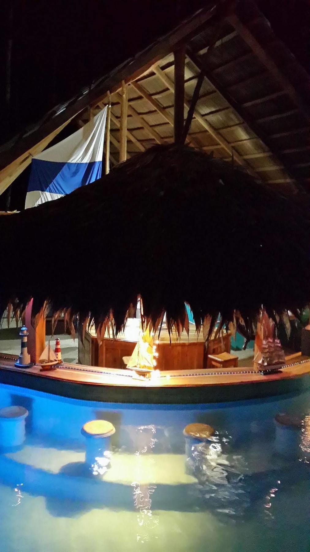 3 Bamboo Eco Lodge カウイータ エクステリア 写真